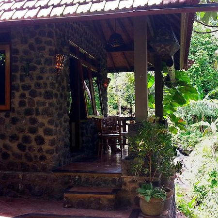 Pondok Manis Homestay Singaraja  Luaran gambar