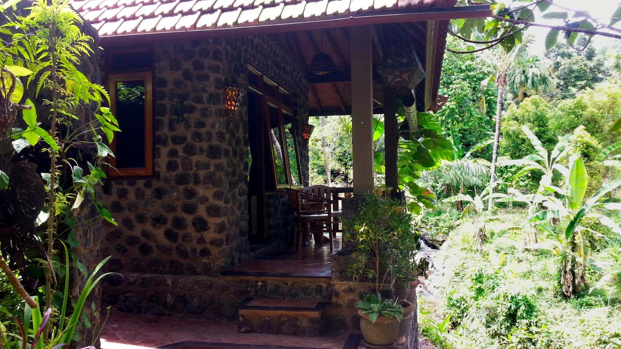 Pondok Manis Homestay Singaraja  Luaran gambar