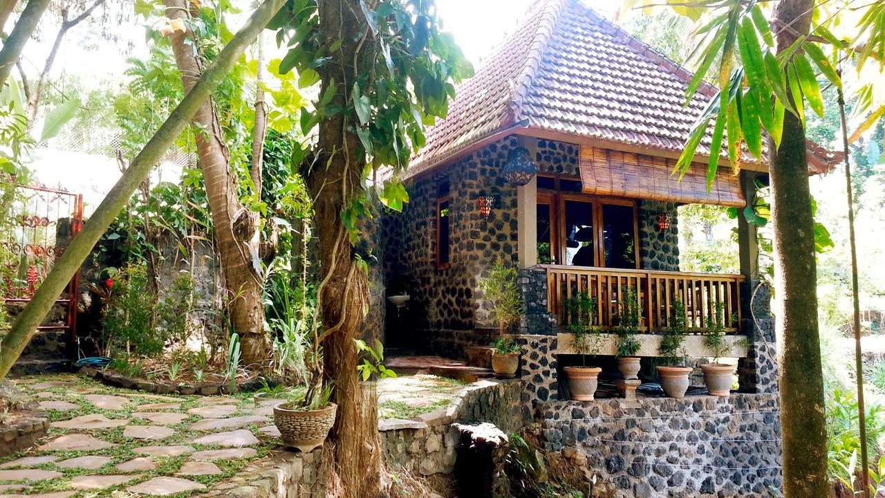 Pondok Manis Homestay Singaraja  Luaran gambar