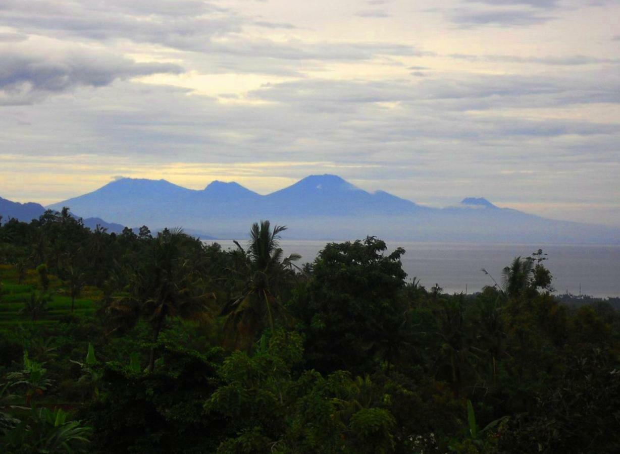 Pondok Manis Homestay Singaraja  Luaran gambar